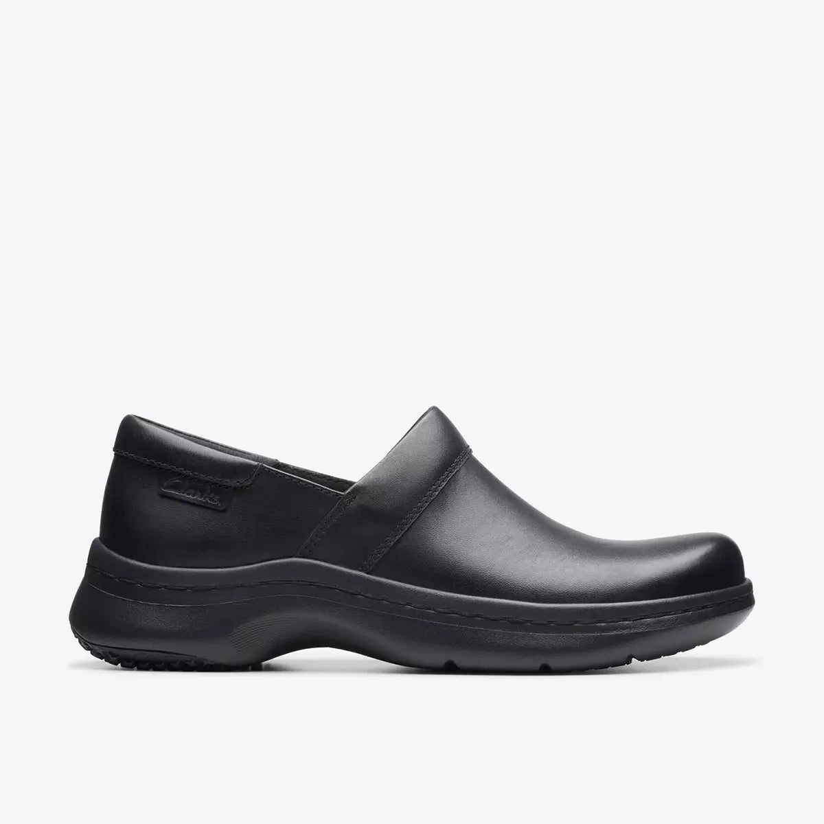 spectator pumps navy white