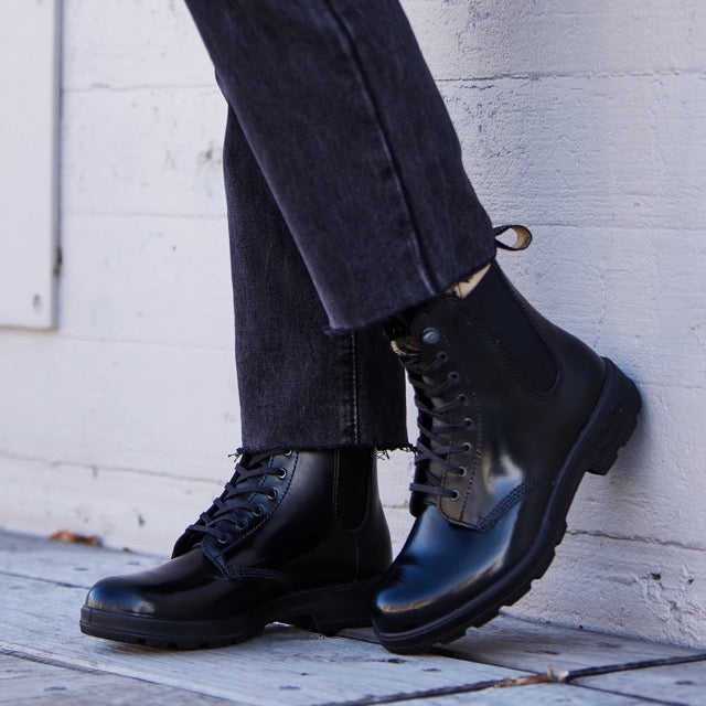 Blundstone 2219 Lace Up Boot - Black Brush | Comfortable Shoes