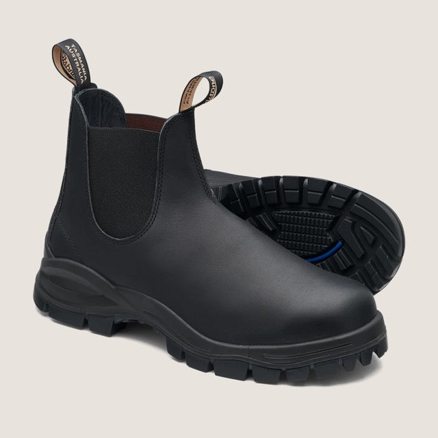 Blundstone 2240 Lug Boot - Black | Comfortable Shoes – Pedestrian 