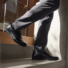Amberjack The Original Dress Shoe Comfortable Oxford Obsidian lifestyle image 
