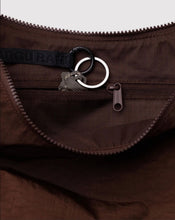 Baggu Medium Nylon Crescent Bag - Coffee