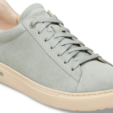 lace up sneaker 