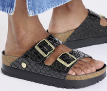 Birkenstock Arizona Platform Sandal - Embossed Croc Black