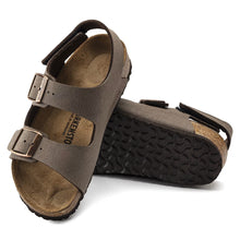 Brown kid's sandals with cork insoles 