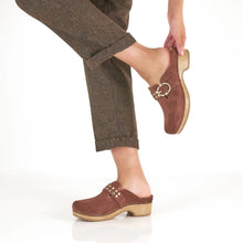 Dansko Branson Clog - Mahogany
