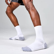 Feetures Elite Max Cushion Crew Sock - White