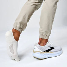 Feetures Elite Ultra Light Invisible Sock - Bone