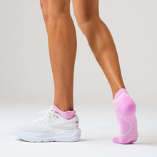 Feetures Plantar Fasciitis Light Cushion Tab Sock - Rose Quatz