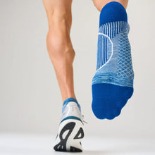 Feetures Plantar Fasciitis Light Cushion Tab Sock - Sapphire