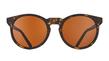 Sunglasses with tortoiseshell frame and orange lenses 