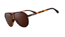 Sunglasses with tortoiseshell frame and brown lenses 
