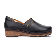 Black leather shoe with brown sole 