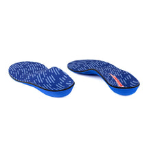 Pair of shoe insoles 