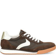 Brown fashion sneaker 
