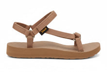 Tan sandal with thin straps 