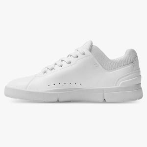 ON Running Roger Advantage Sneaker - All White